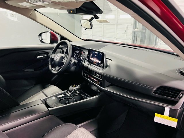 New 2026 Nissan Rogue SV image 31