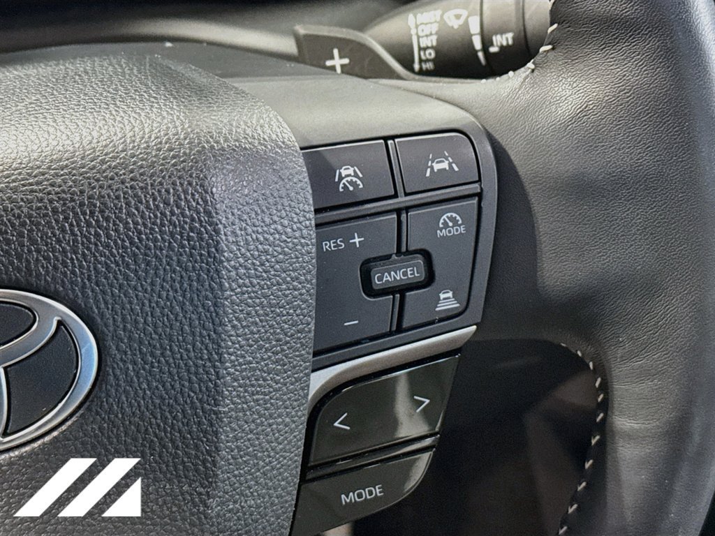 Used 2025 Toyota Camry SE w/ Multimedia Upgrade Package FWD image 13