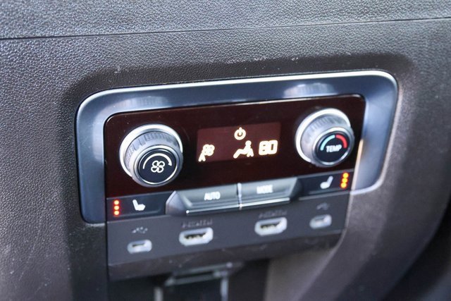 Used 2021 Chevrolet Suburban High Country image 26