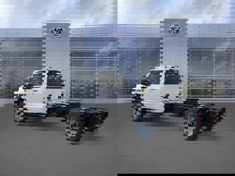 New 2026 Ford F550 4x4 Supercab Super Duty image 4