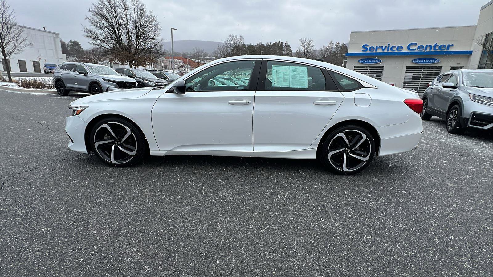 Used 2022 Honda Accord Sport image 7