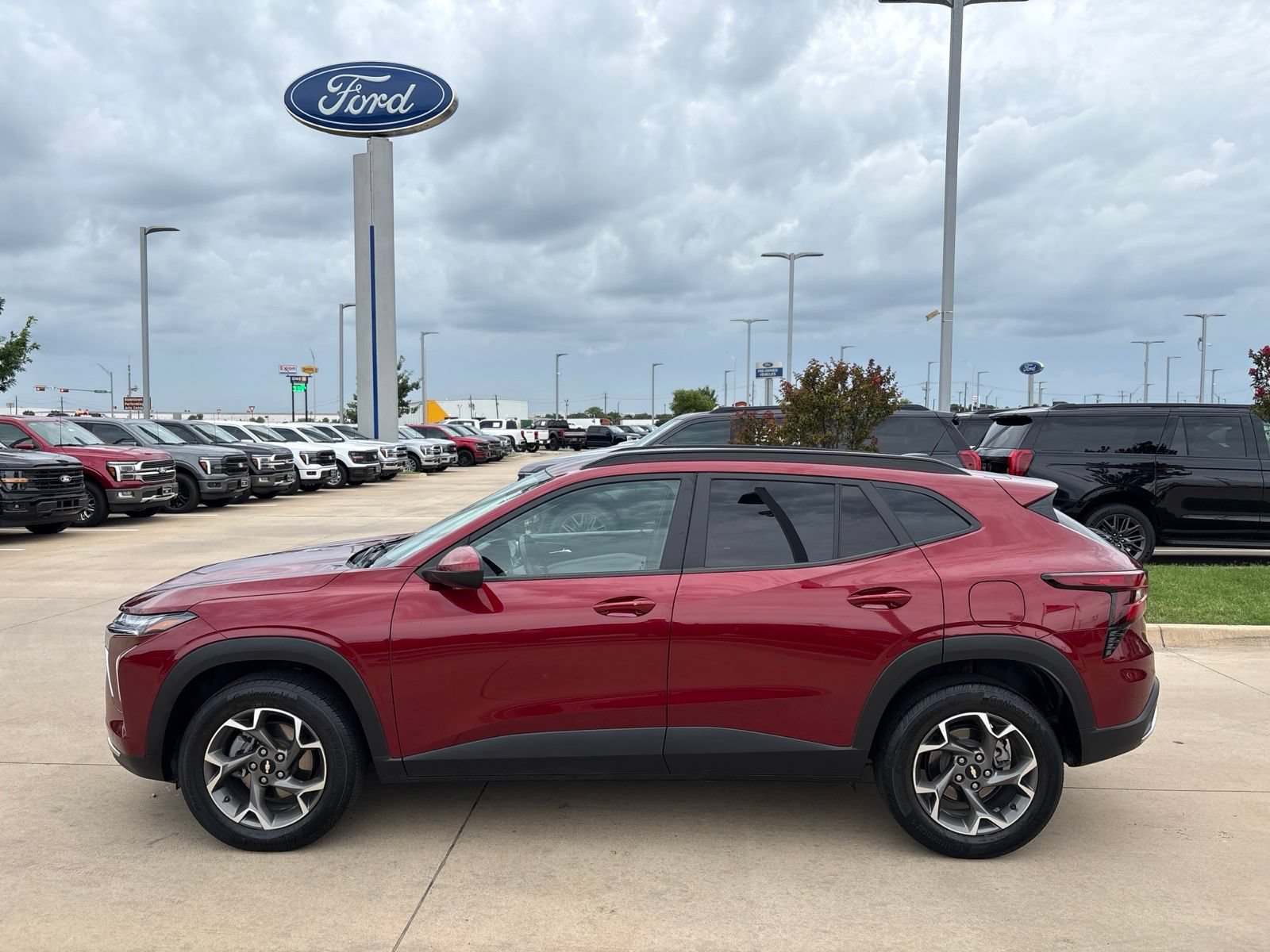 Used 2024 Chevrolet Trax LT w/ Driver Confidence Package FWD video 2