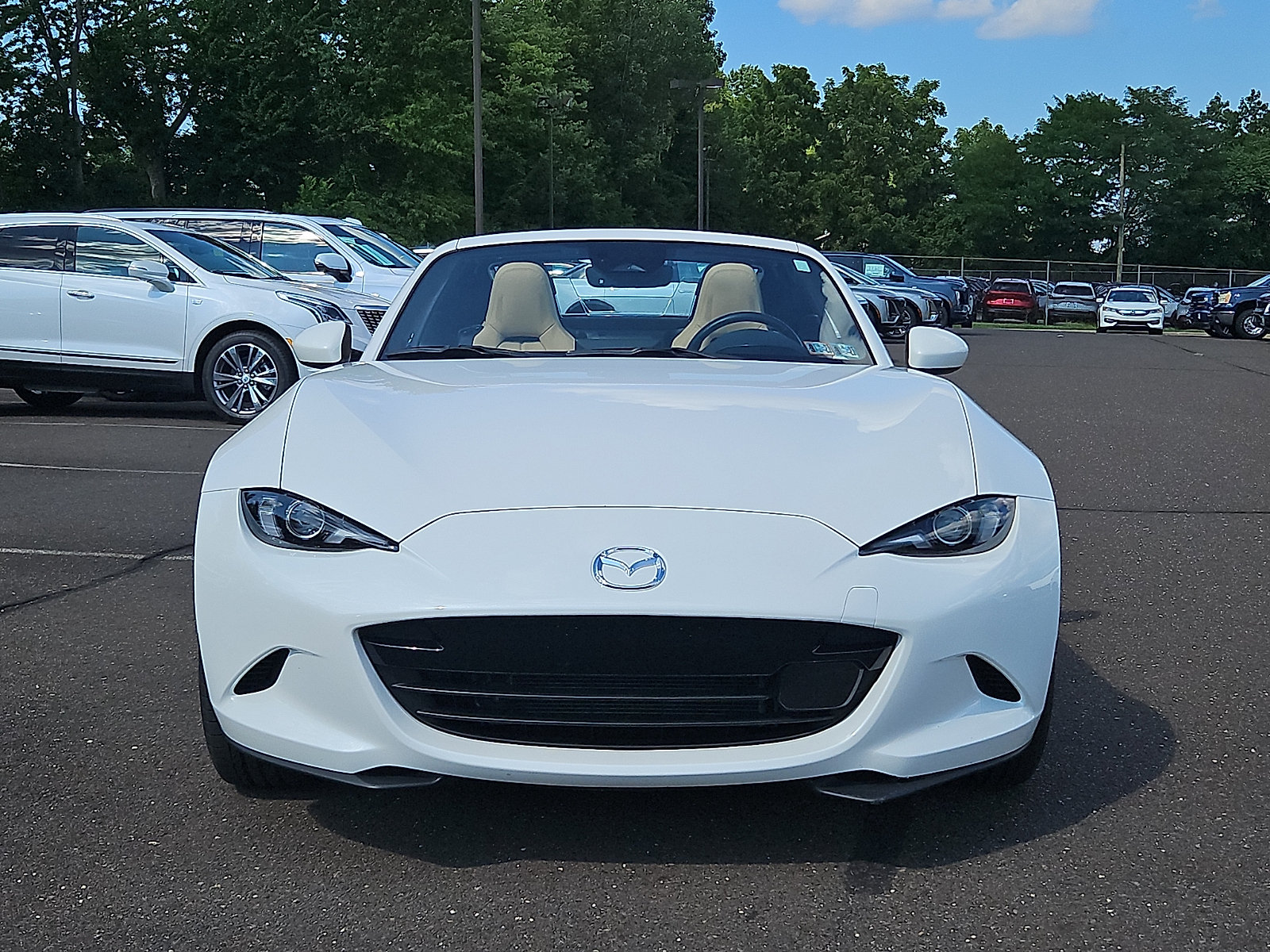 Used 2024 MAZDA MX-5 Miata RF Grand Touring RWD image 2