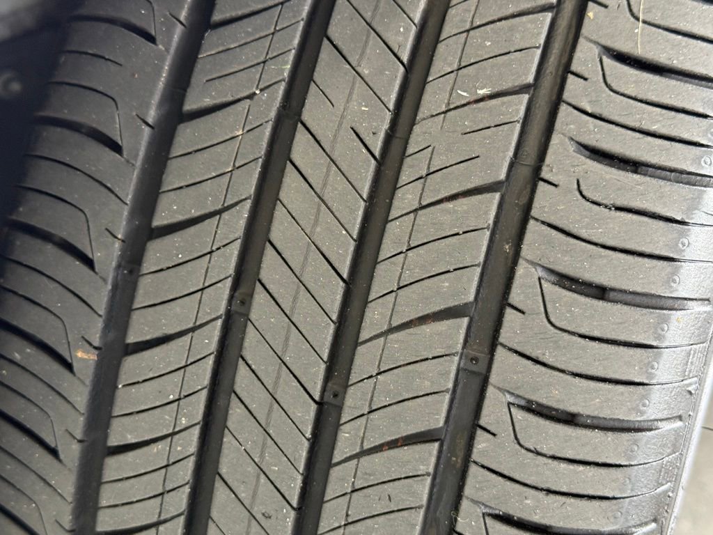 Certified 2024 Toyota Camry SE w/ Convenience Package image 17