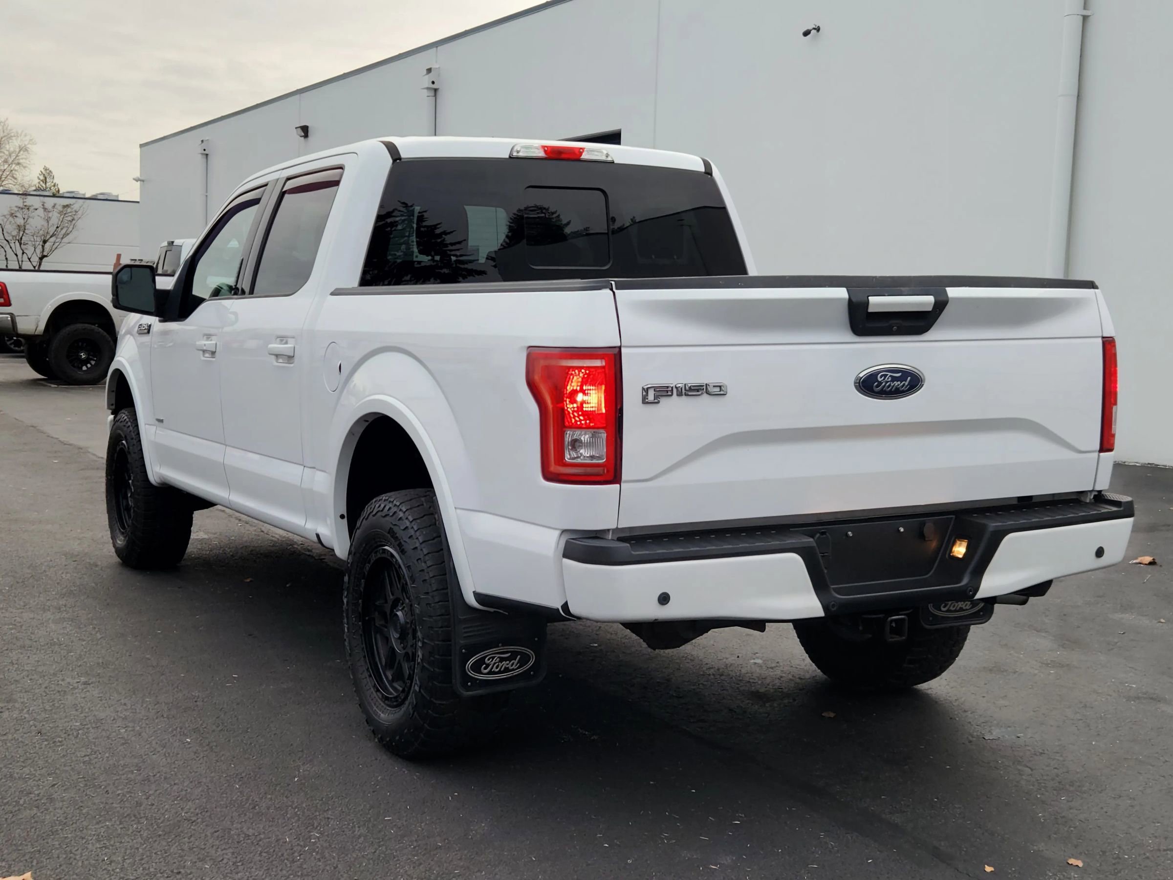 Used 2016 Ford F150 XLT w/ Equipment Group 302A Luxury image 3