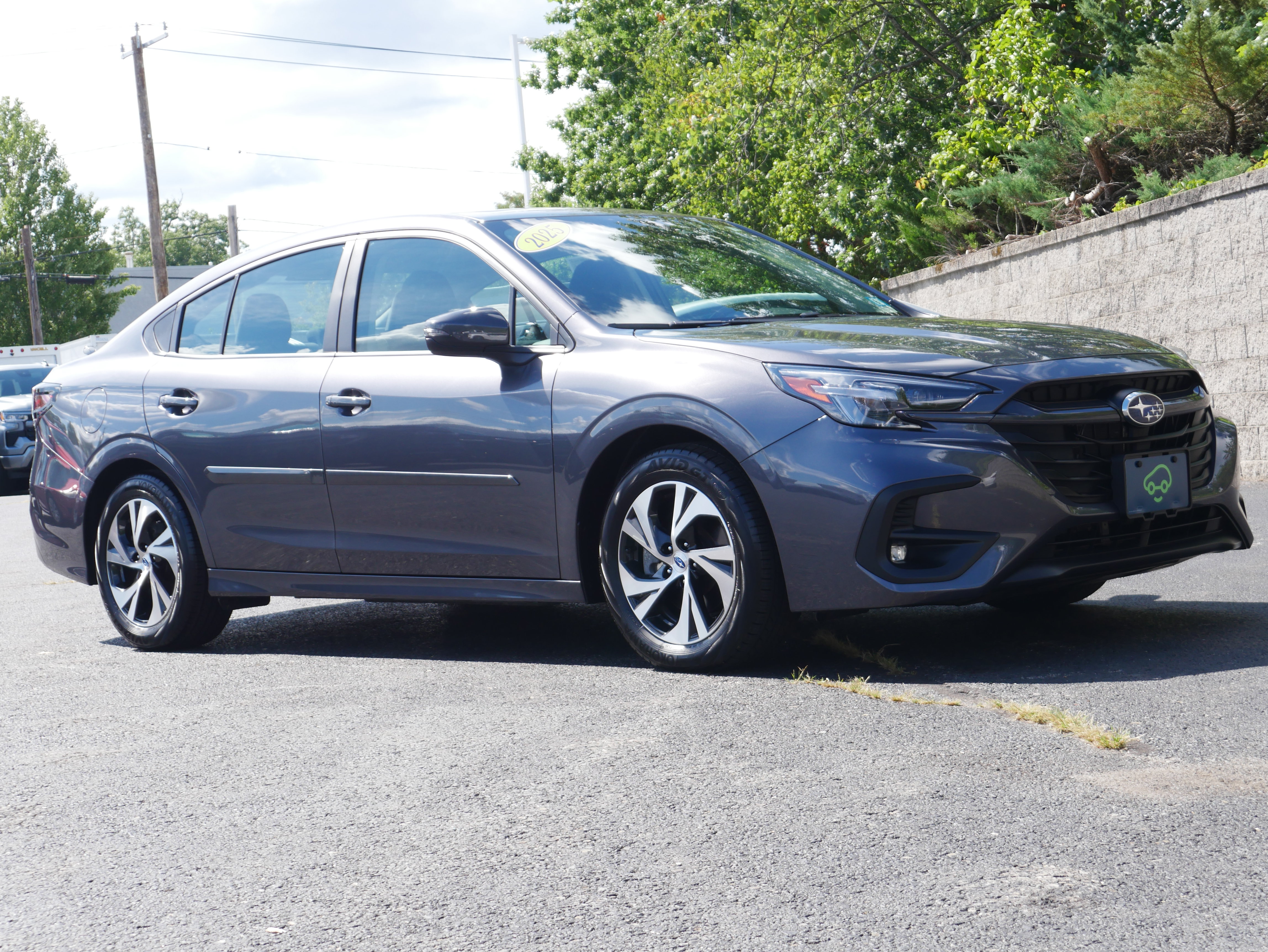 Used 2025 Subaru Legacy Premium AWD/4WD image 9