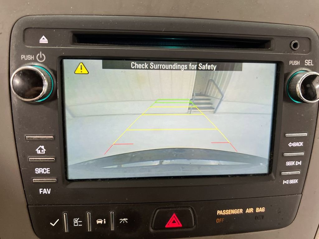 Used 2014 Chevrolet Traverse LS FWD image 15
