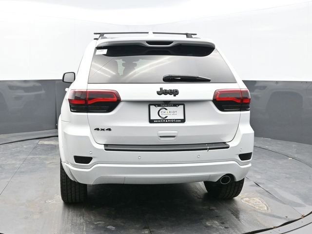 Used 2019 Jeep Grand Cherokee Altitude image 5
