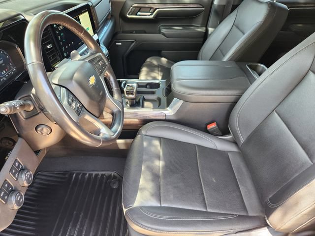 Used 2023 Chevrolet Silverado 1500 LTZ w/ LTZ Convenience Package II AWD/4WD image 13