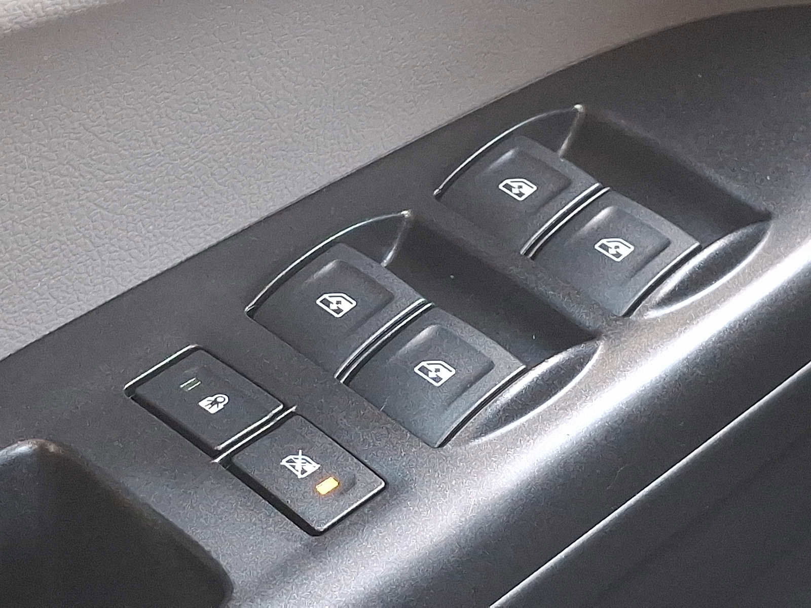 Used 2018 Chevrolet Colorado W/T image 22