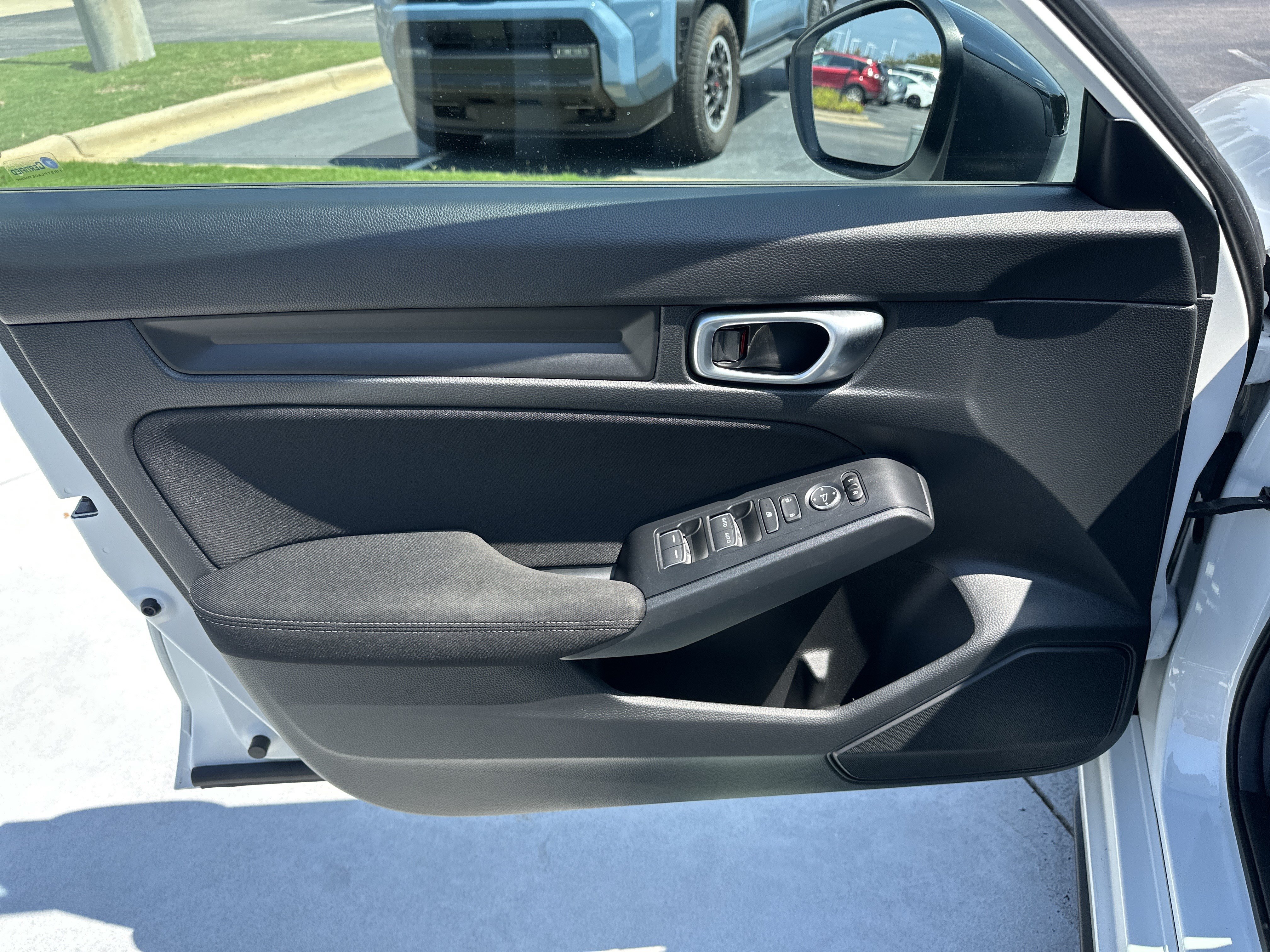 Used 2024 Honda Civic Sport image 14