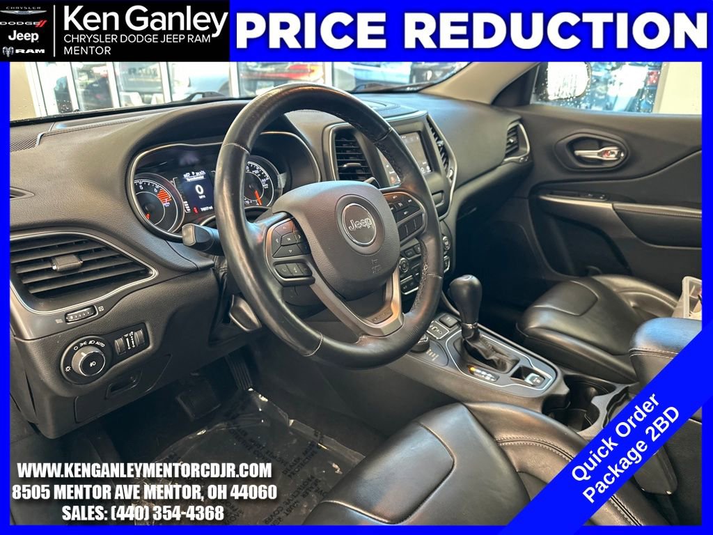 Used 2019 Jeep Cherokee Latitude Plus w/ Cold Weather Group image 18