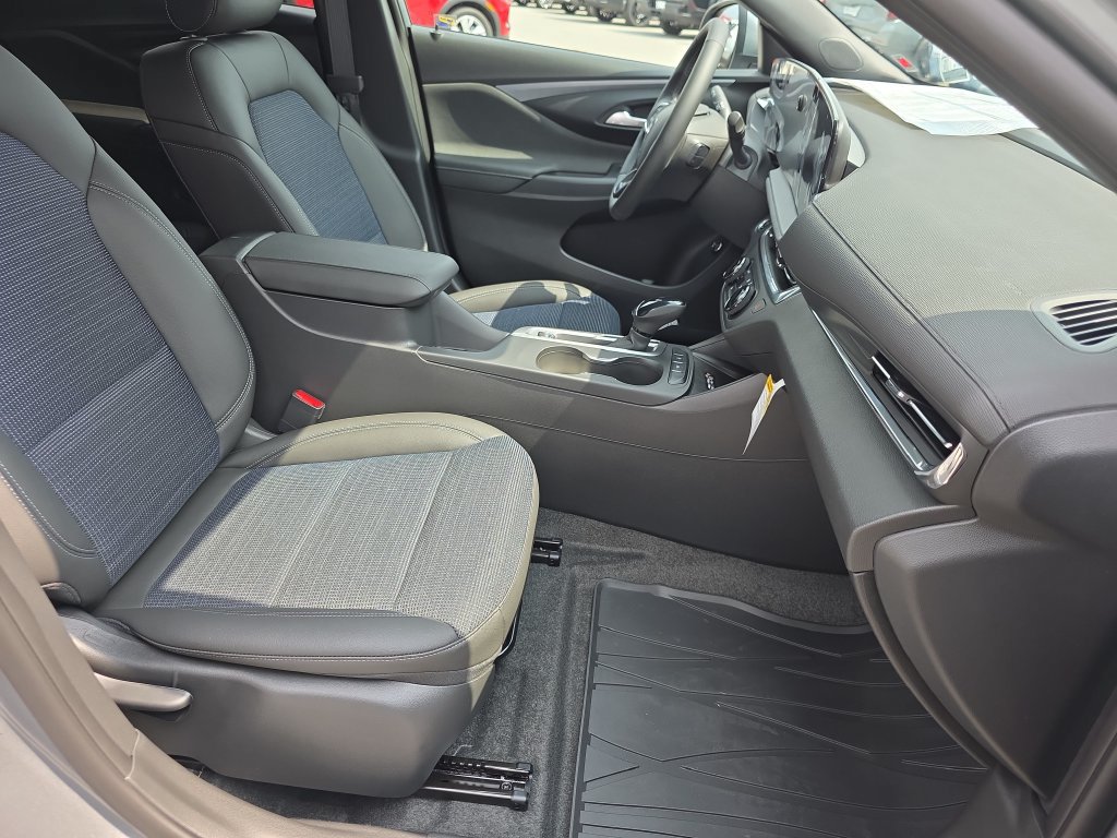 New 2026 Buick Envista Sport Touring w/ Convenience I Package FWD image 33