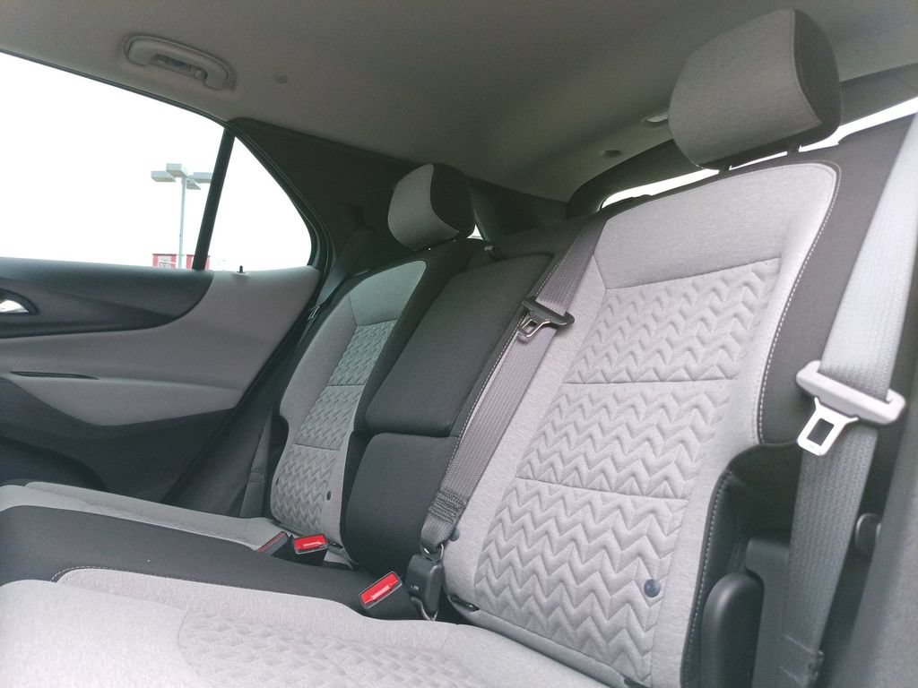Used 2024 Chevrolet Equinox LS FWD image 29