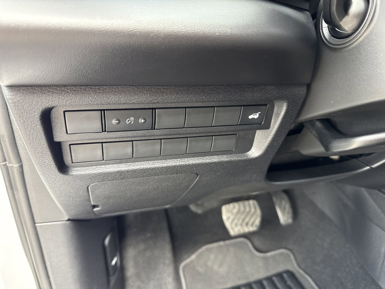 Used 2024 Mitsubishi Outlander SE Black Edition FWD image 20