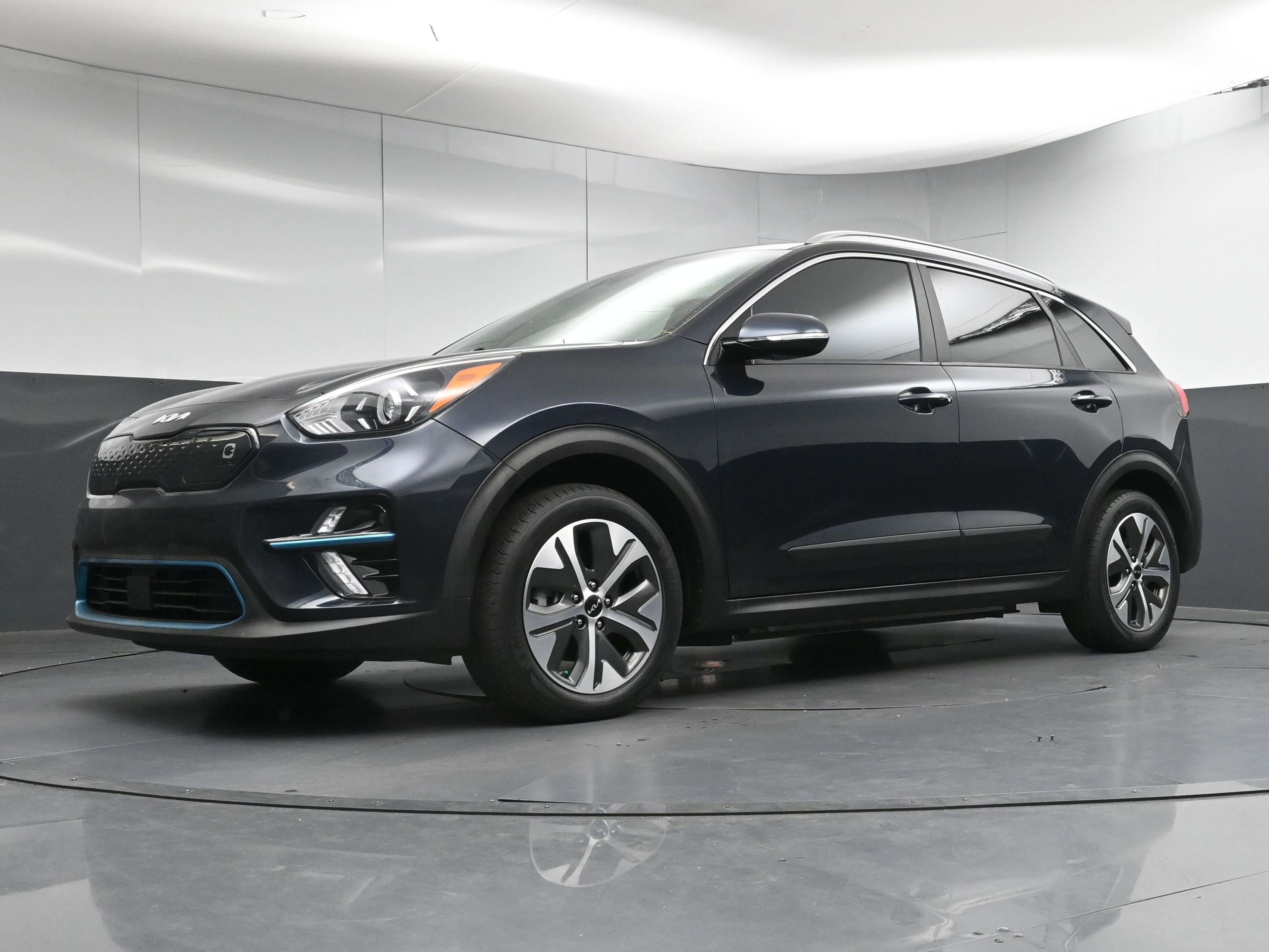Used 2022 Kia Niro EX Premium image 23