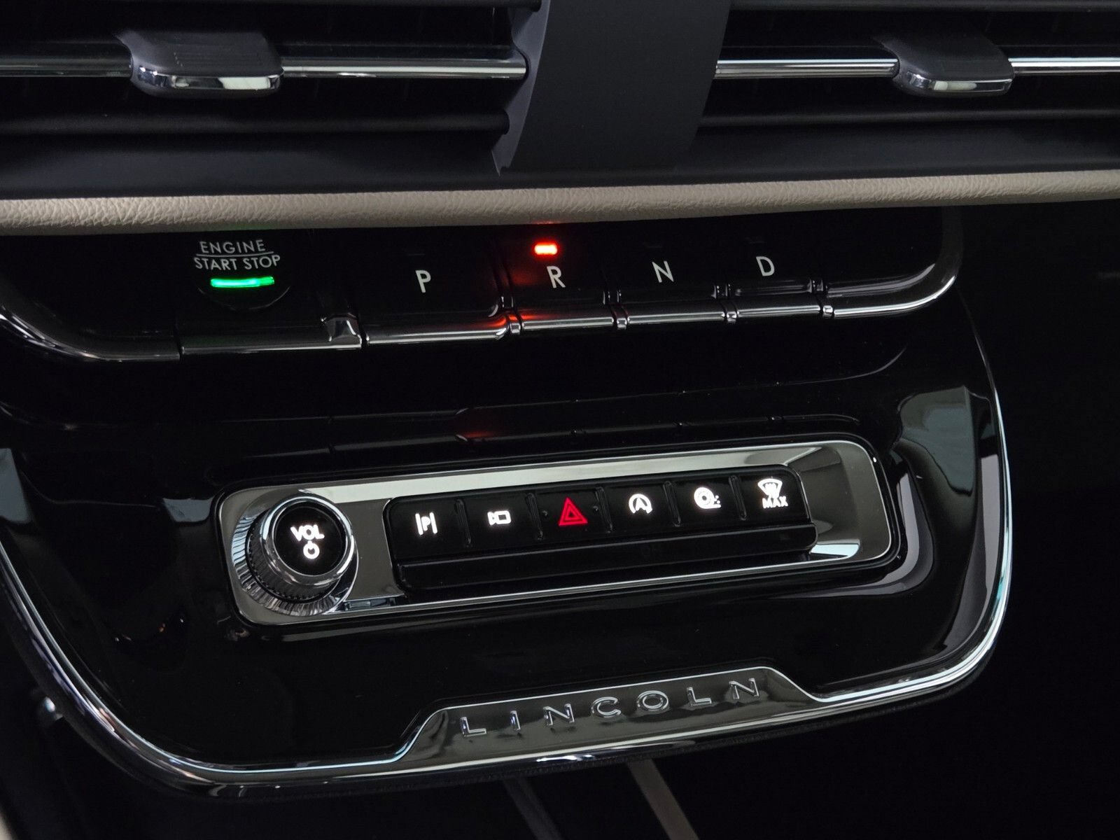 New 2026 Lincoln Corsair Reserve FWD image 27