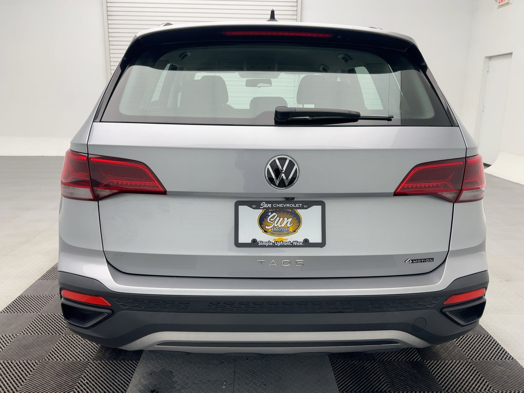 Used 2022 Volkswagen Taos S image 10