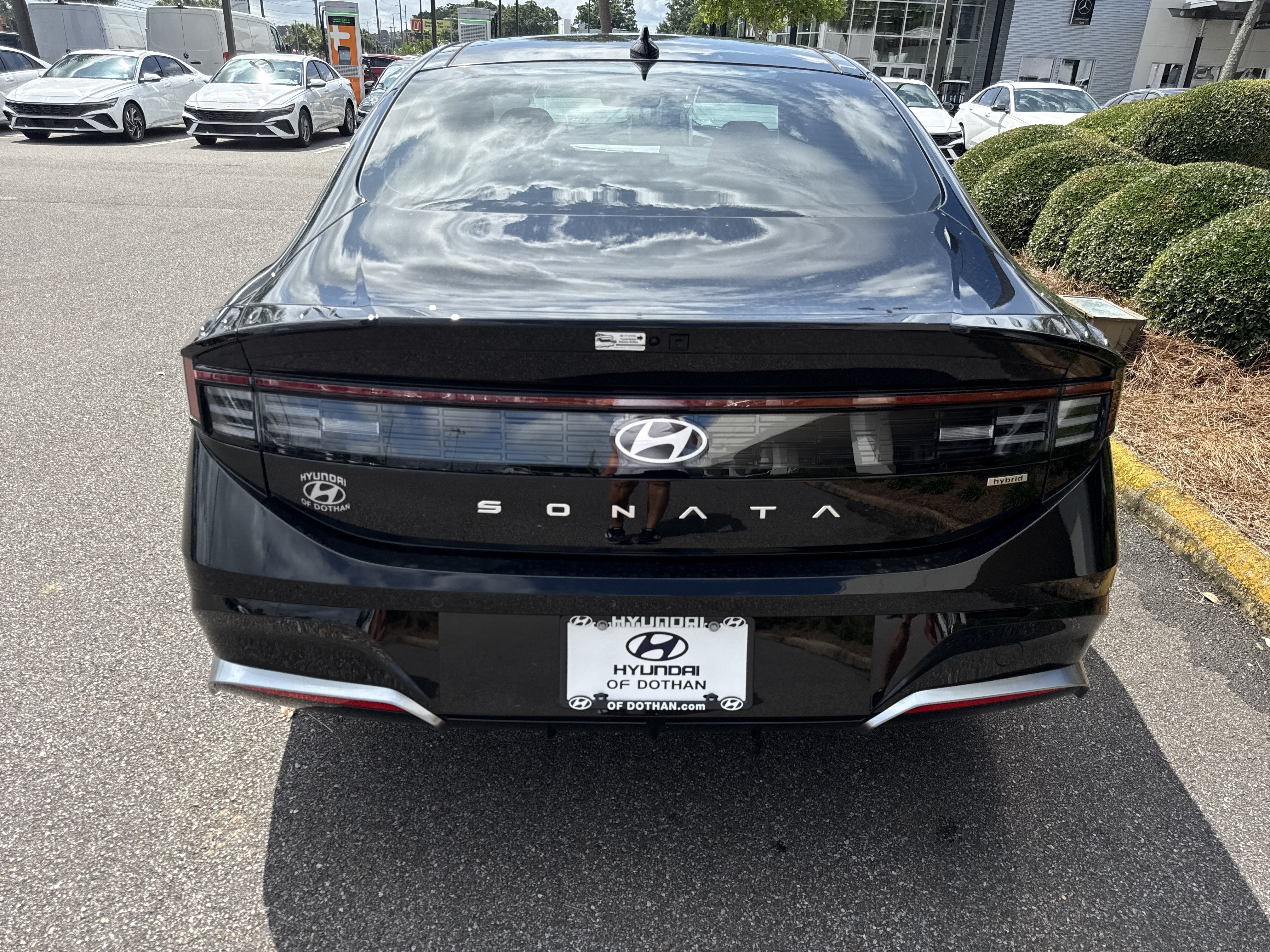 New 2026 Hyundai Sonata Limited FWD image 3