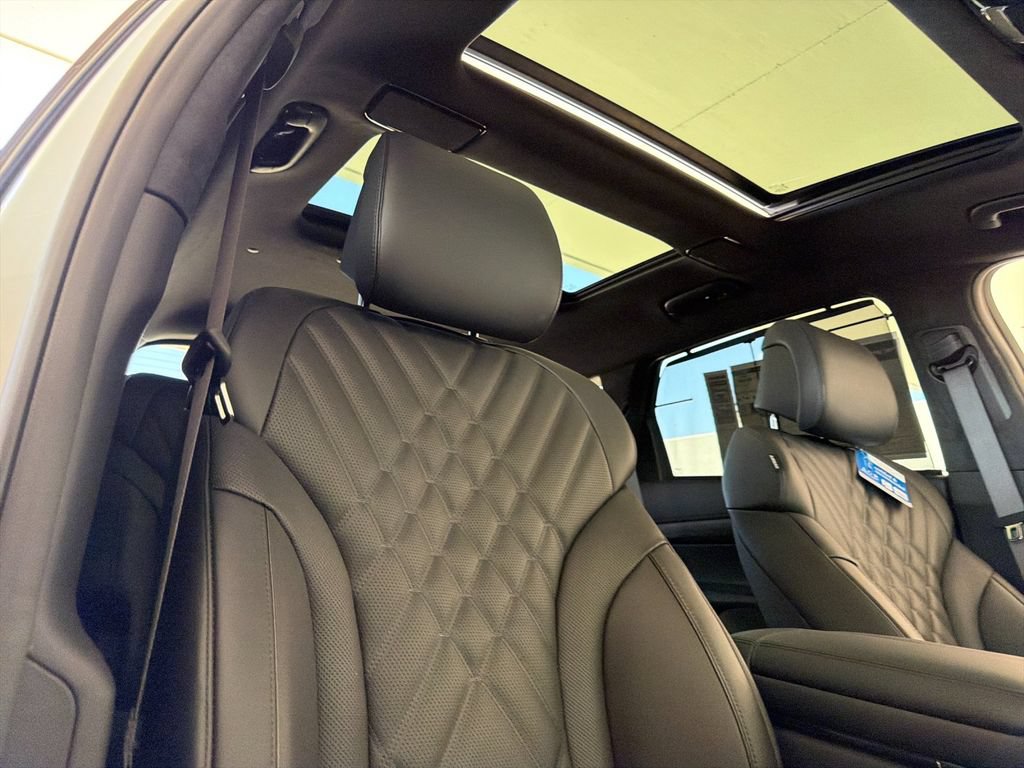 New 2026 Genesis GV80 3.5T Prestige AWD/4WD image 17