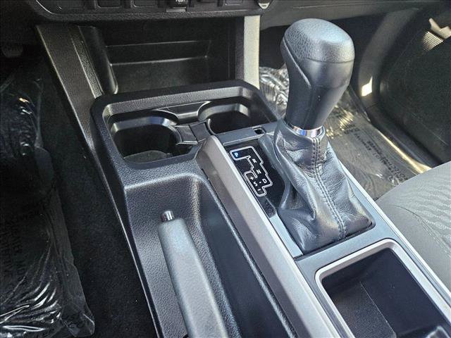 Used 2021 Toyota Tacoma SR5 RWD image 12
