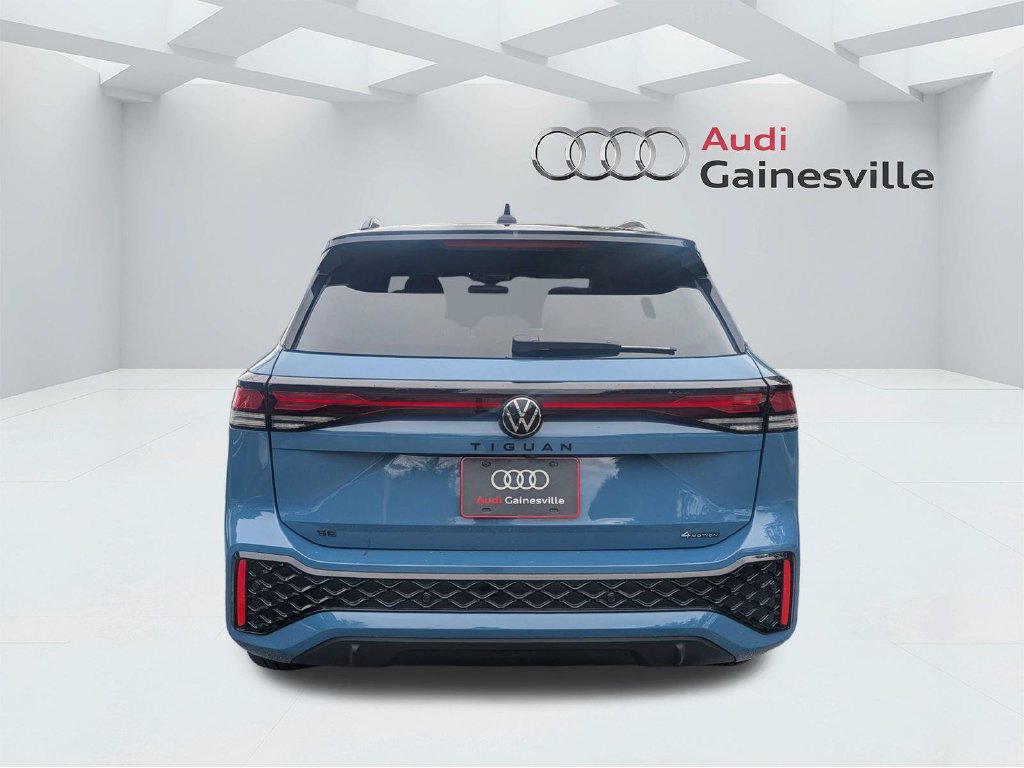 Used 2026 Volkswagen Tiguan SE R-Line AWD/4WD image 5