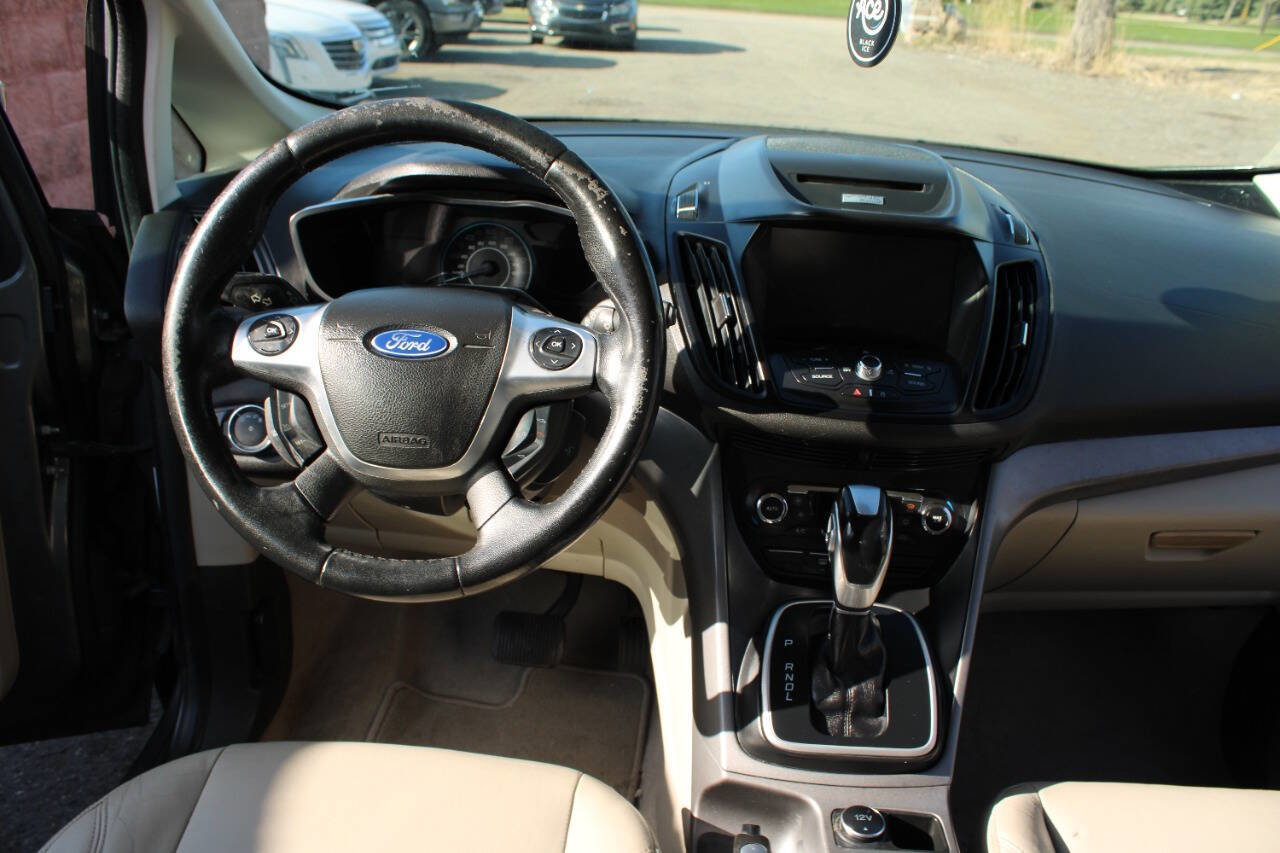 Used 2014 Ford C-MAX SE w/ Equipment Group 202A FWD image 17