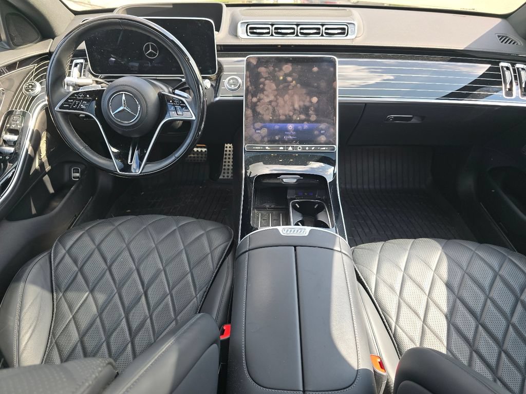 Used 2024 Mercedes-Benz S 580 4MATIC Sedan w/ AMG Line image 22