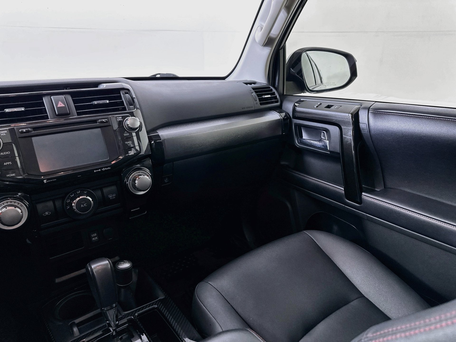 Used 2019 Toyota 4Runner TRD Off-Road Premium AWD/4WD image 24