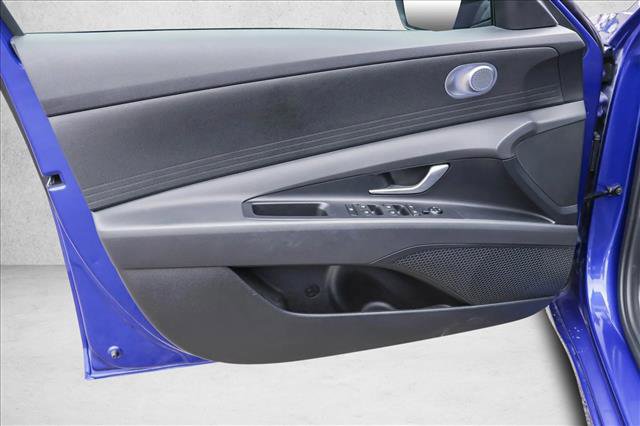Certified 2024 Hyundai Elantra SEL image 12