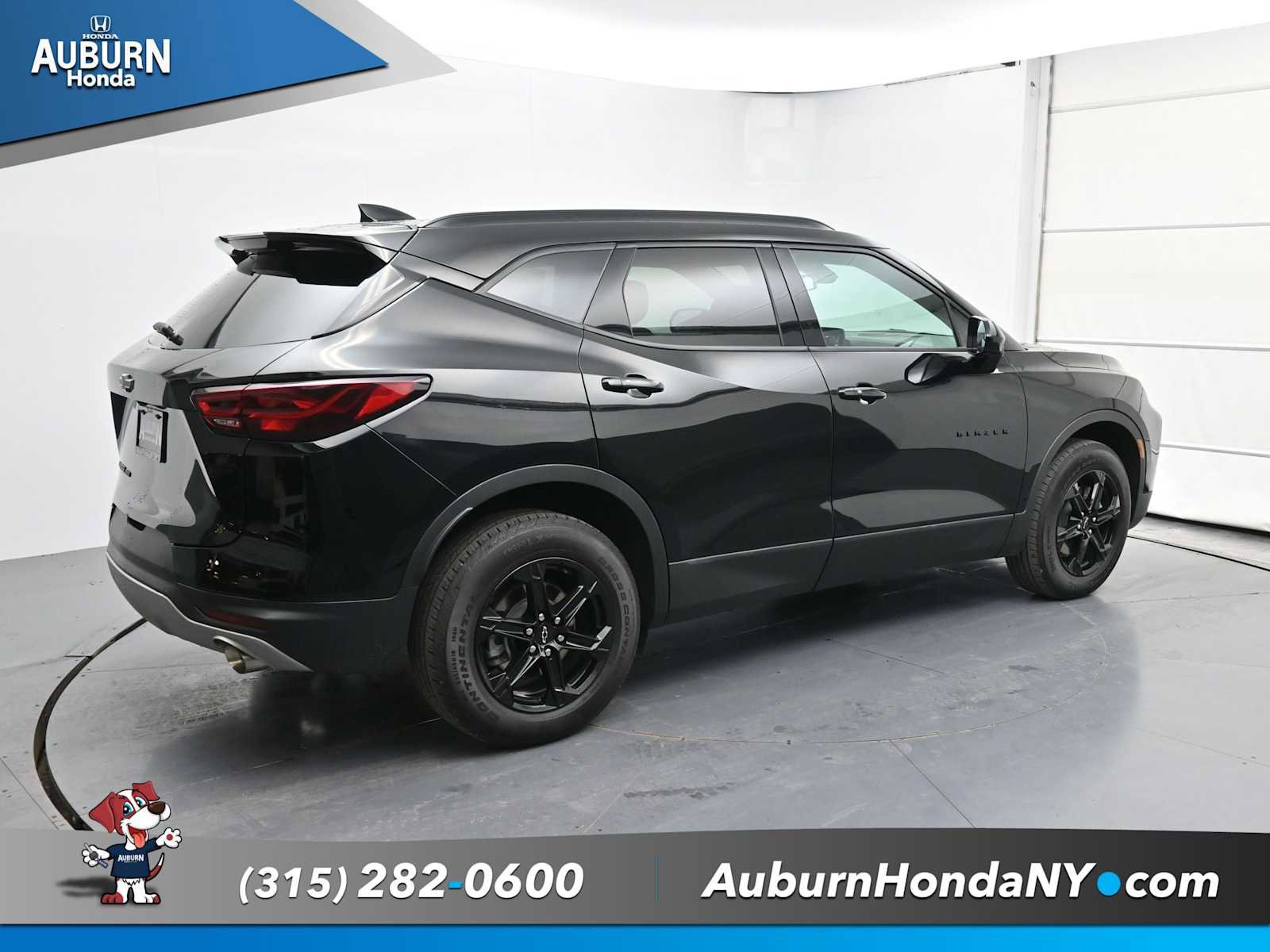 Used 2025 Chevrolet Blazer LT w/ Convenience Package image 12