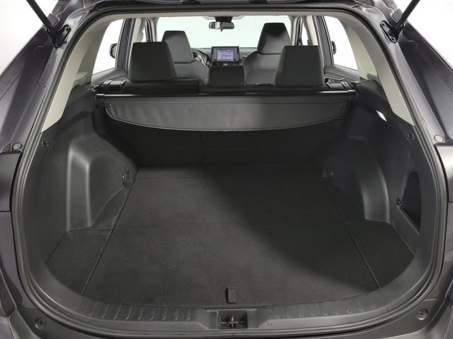 Used 2022 Toyota RAV4 LE FWD image 26