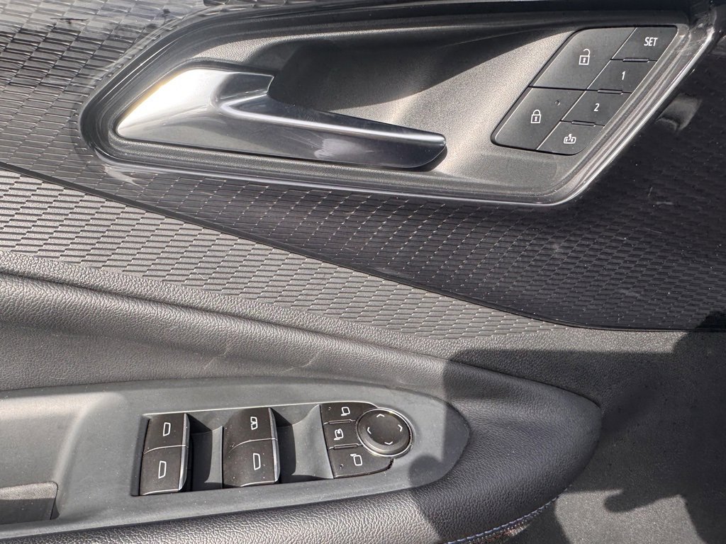 Used 2024 Chevrolet Blazer EV RS image 10