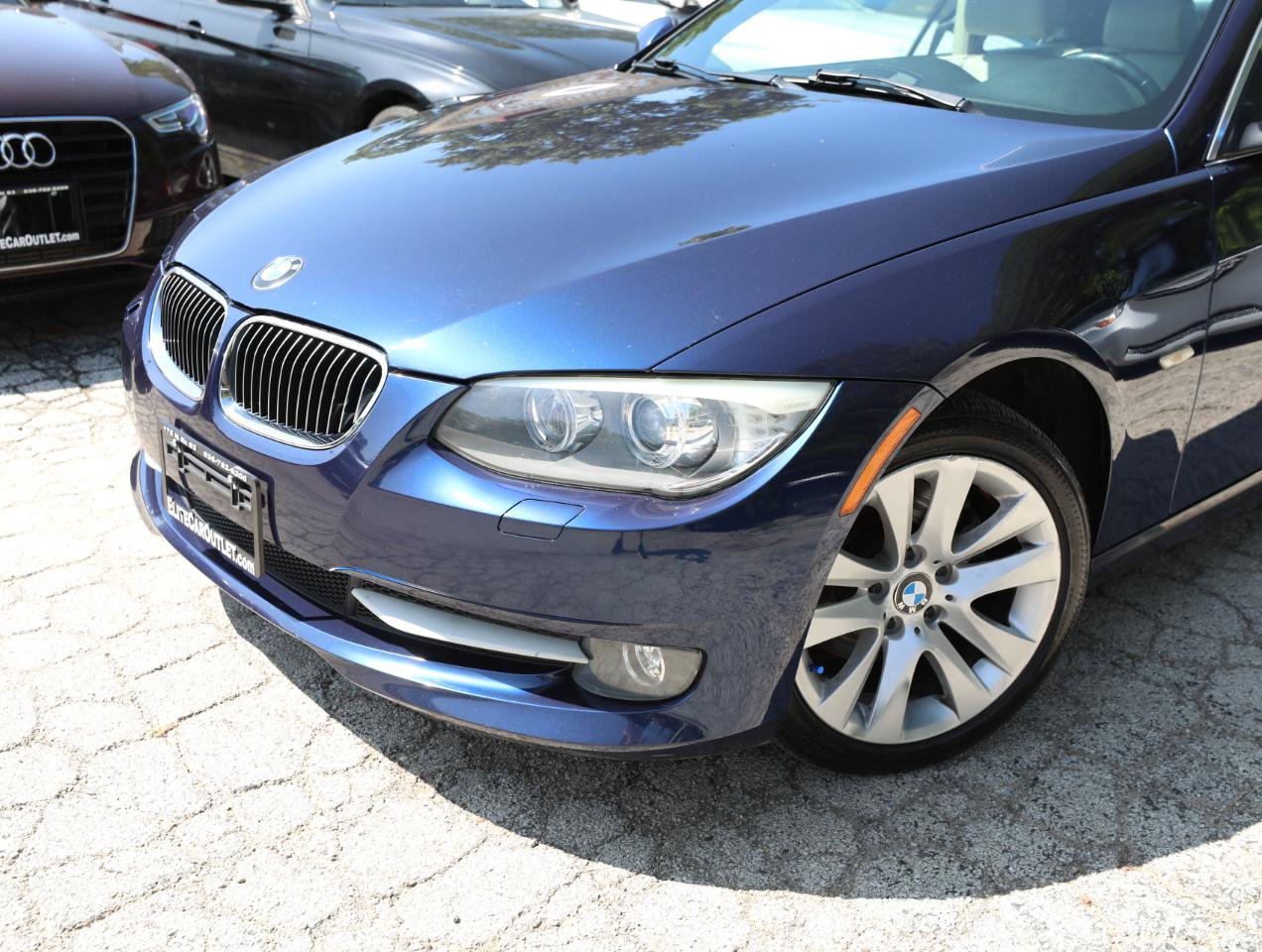 Used 2012 BMW 328i Convertible RWD image 2