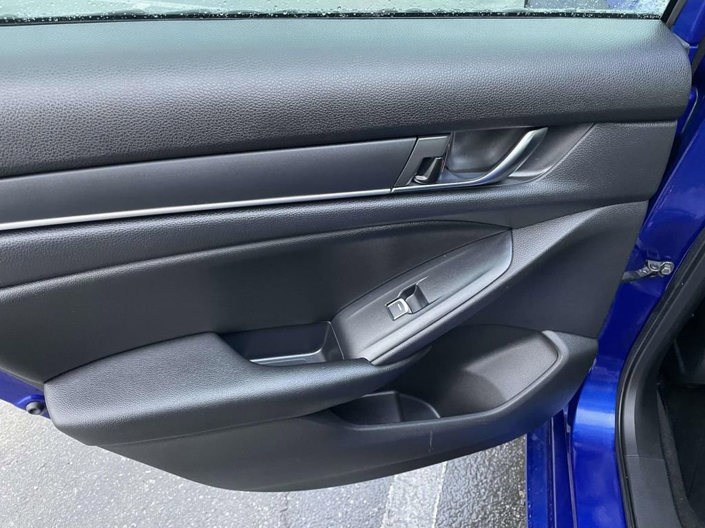 Used 2020 Honda Accord Sport image 18
