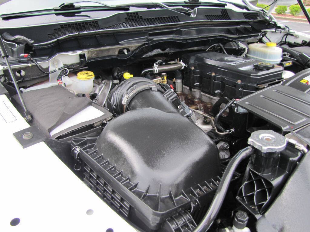 Used 2012 RAM 3500 ST w/ Chrome Appearance Group AWD/4WD image 36