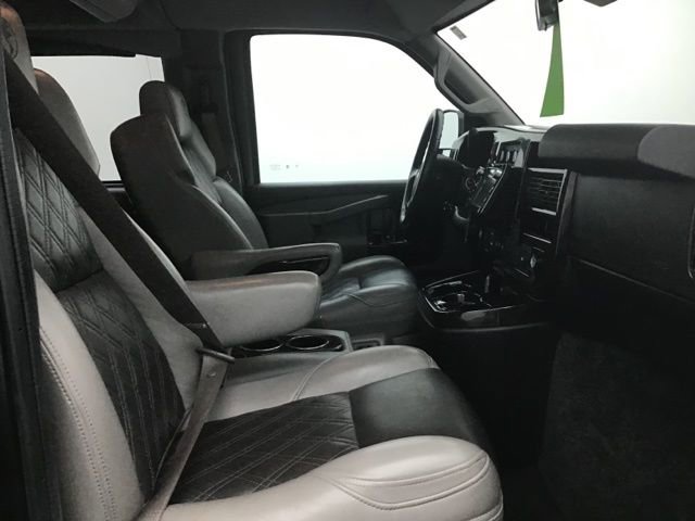 Used 2021 Chevrolet Express 3500 LS w/ Chrome Appearance Package image 40