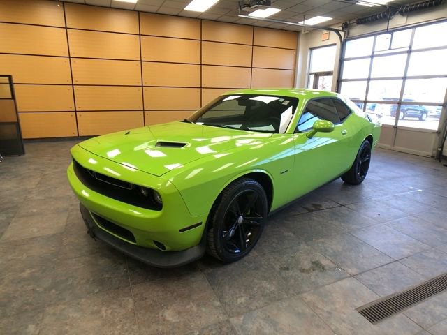 Used 2015 Dodge Challenger R/T w/ Quick Order Package 22B R/T image 3