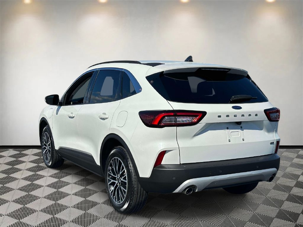 Certified 2023 Ford Escape SE FWD image 5