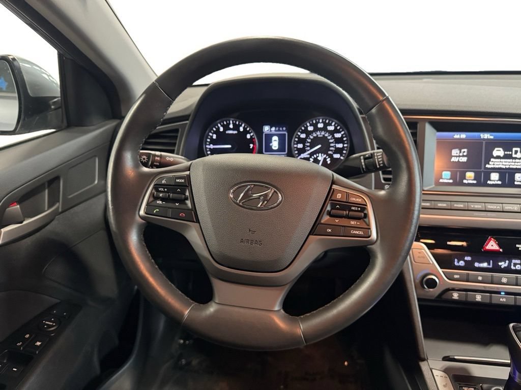 Used 2017 Hyundai Elantra Limited FWD image 16