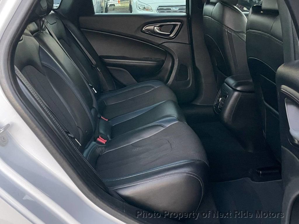 Used 2016 Chrysler 200 S w/ Comfort Group image 10