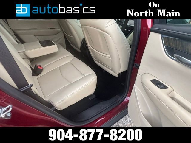 Used 2017 Cadillac XT5 FWD image 34