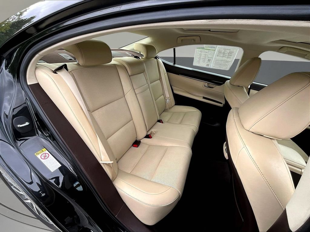 Used 2017 Lexus ES 350 w/ Navigation System Package FWD image 29
