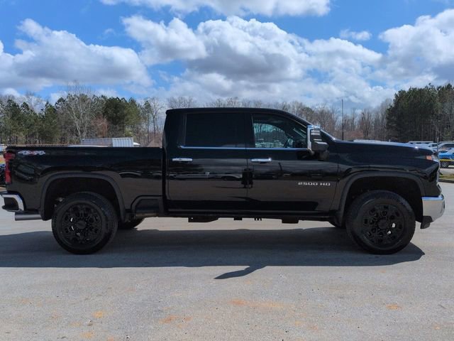 Used 2024 Chevrolet Silverado 2500 LTZ w/ LTZ Convenience Package image 3
