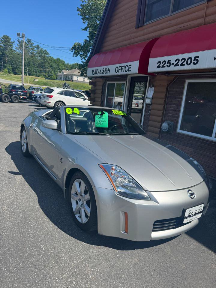 Used 2004 Nissan 350Z Touring RWD image 14