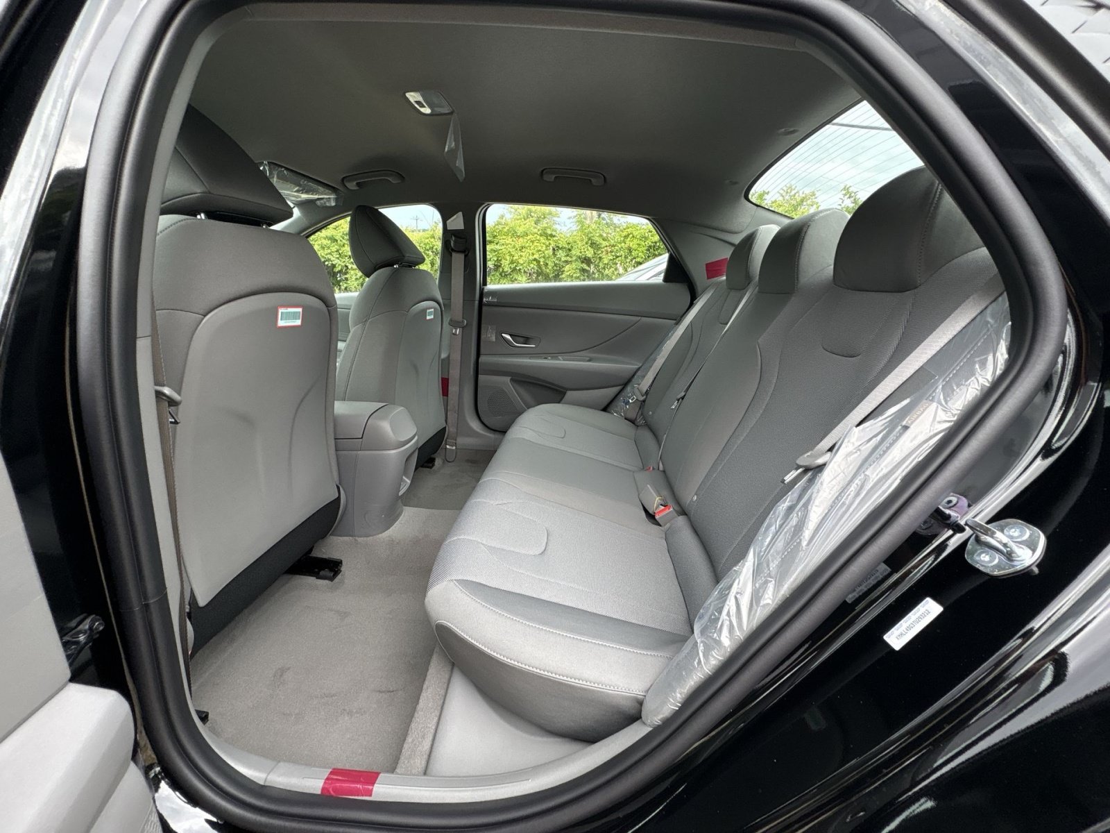 New 2026 Hyundai Elantra SE FWD image 25