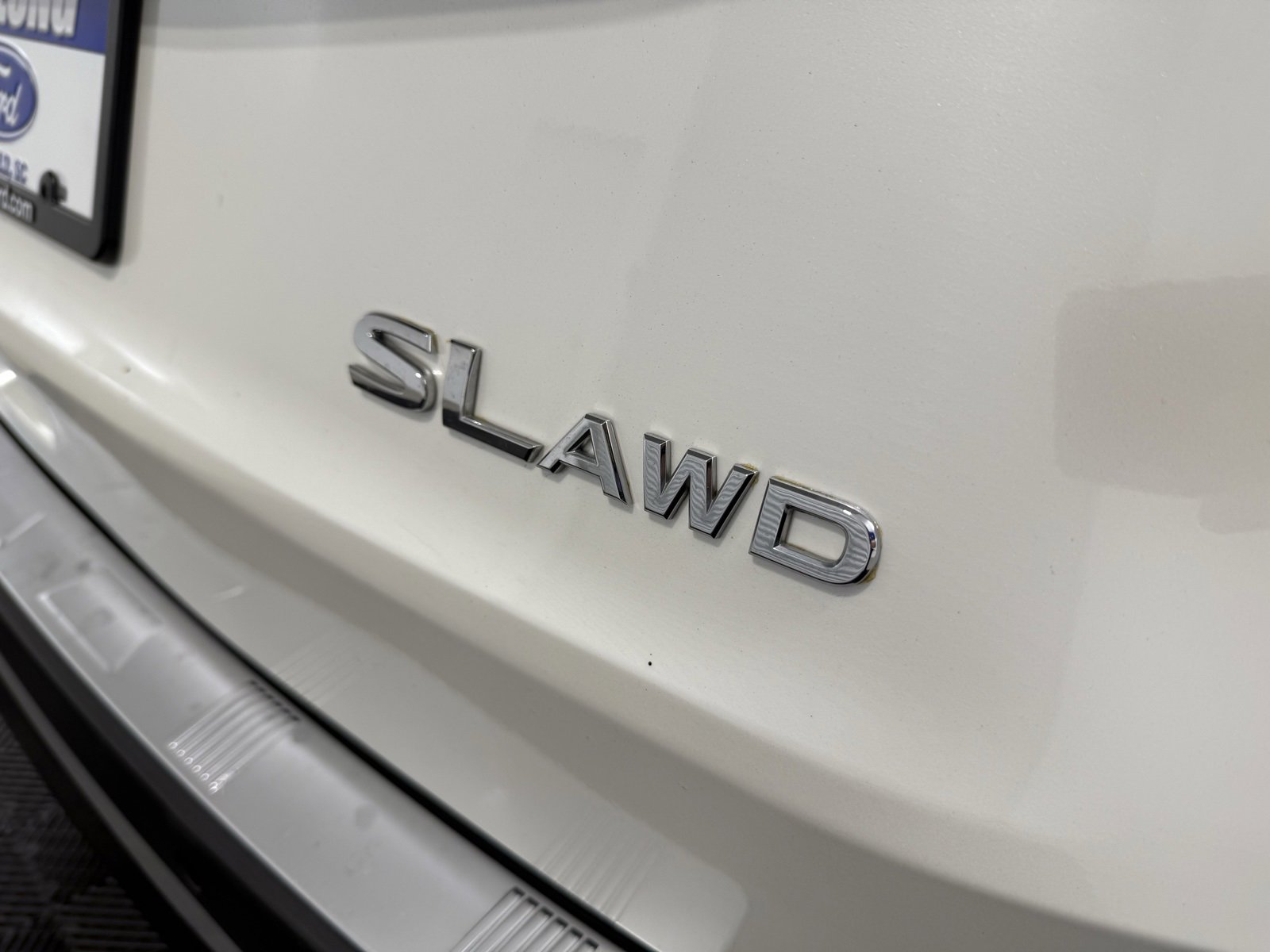 Used 2022 Nissan Rogue SL w/ SL Premium Package image 10