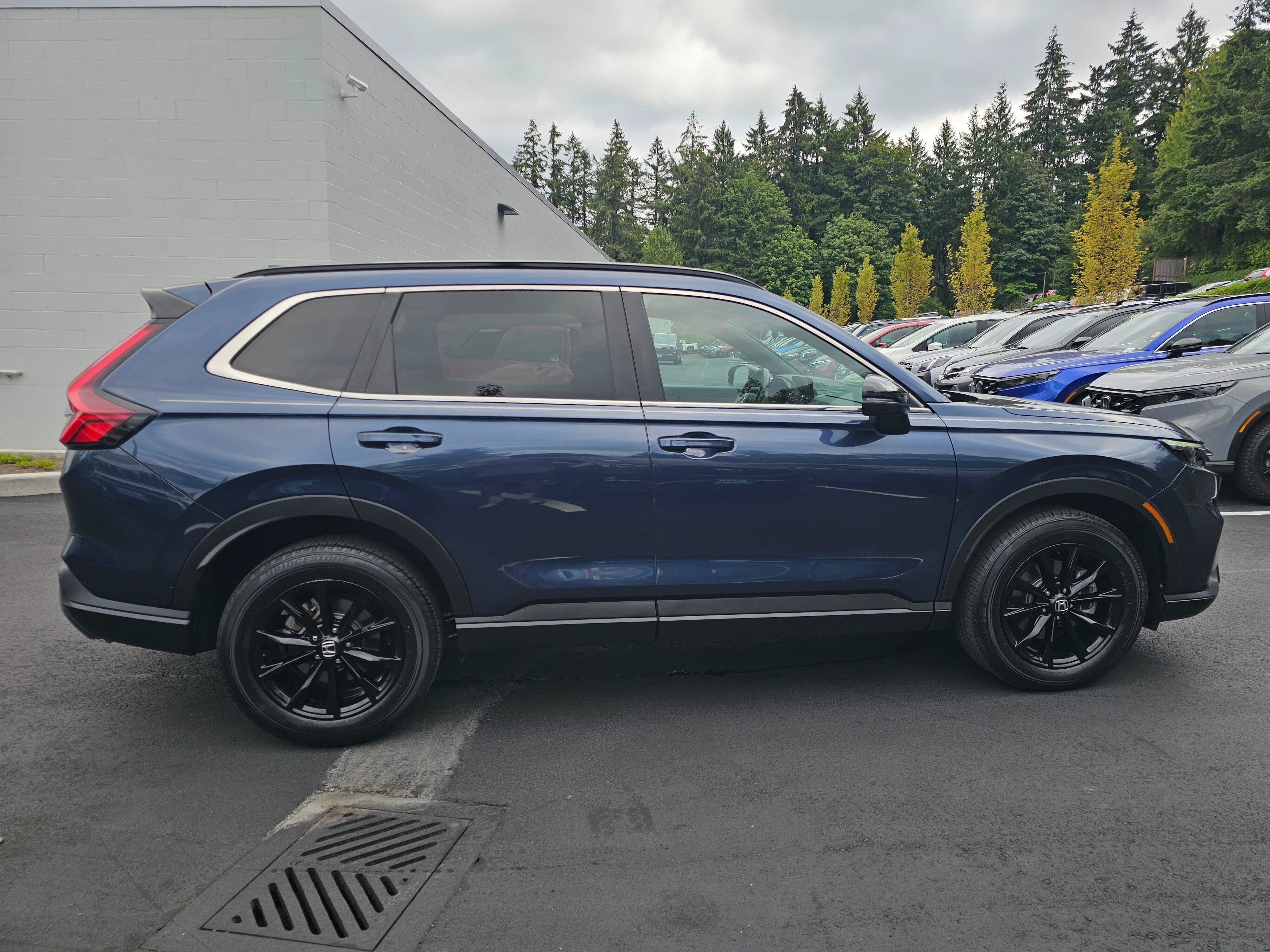 Certified 2024 Honda CR-V Sport image 8
