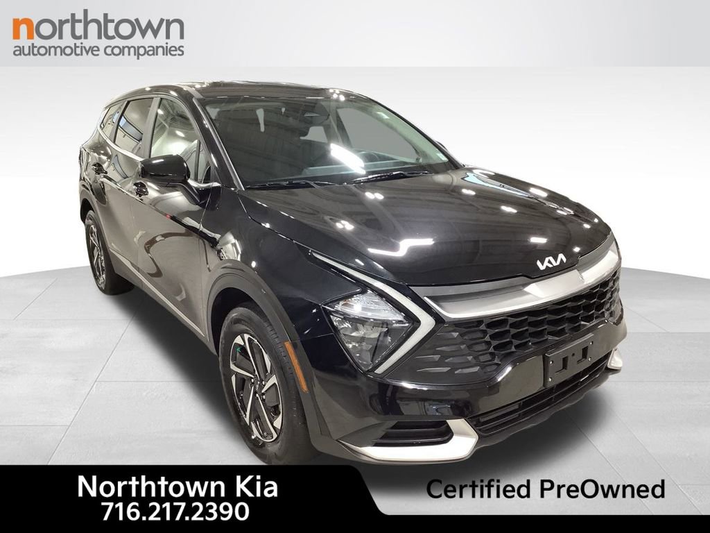 Certified 2023 Kia Sportage LX image 3