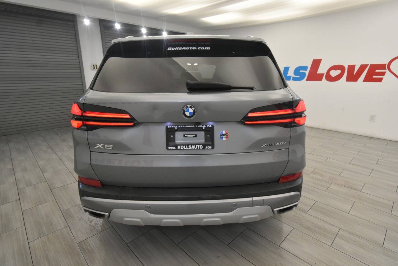 Used 2024 BMW X5 xDrive40i w/ Premium Package AWD/4WD image 4